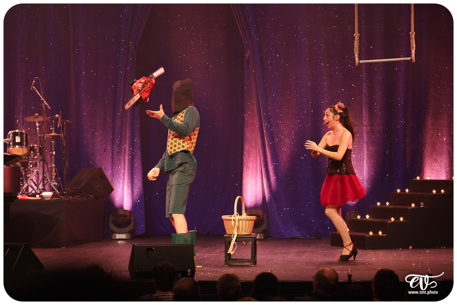 PLEIN FEU (CIE AVRIL EN SEPTEMBRE)